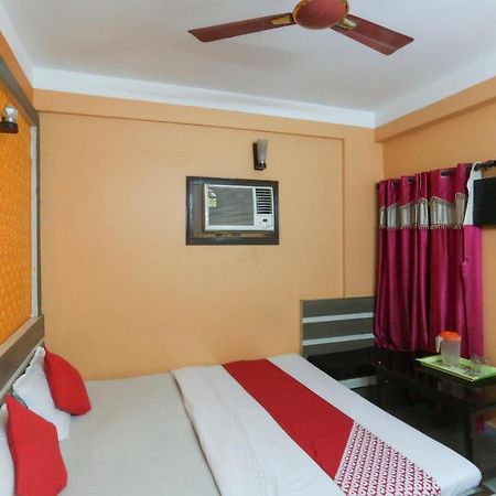 Oyo 60609 Hotel Tanushree Rampurhat Exterior foto